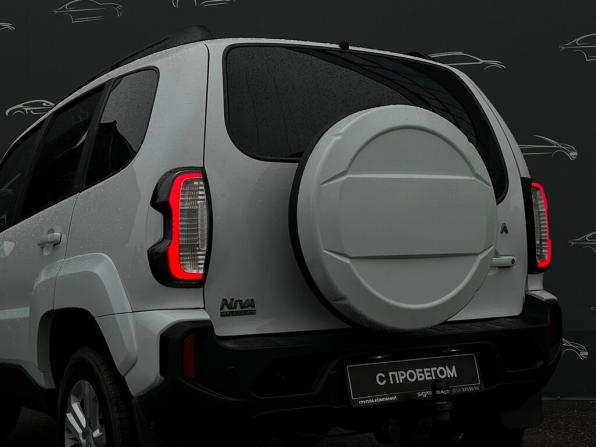 Lada (ВАЗ) Niva Travel I с пробегом 2023 года, цена 1 138 200 рублей, 33747 км, внедорожник, Автокод Объявления
