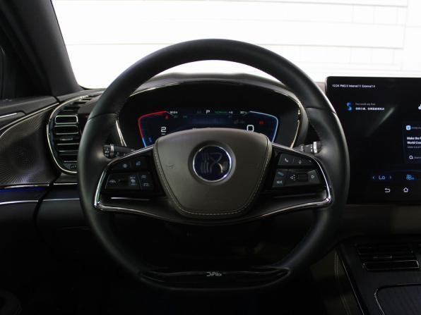 BYD Han I Рестайлинг с пробегом 2022 года, цена 3 490 000 рублей, 104894 км, седан, Автокод Объявления
