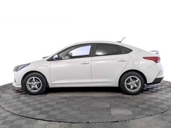 Hyundai Solaris II Рестайлинг с пробегом 2022 года, цена 1 610 000 рублей, 76766 км, седан, Автокод Объявления