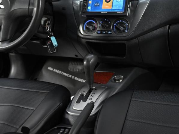 Mitsubishi Lancer IX Рестайлинг с пробегом 2006 года, цена 399 000 рублей, 190000 км, седан, Автокод Объявления