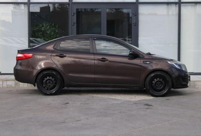 Kia Rio III Рестайлинг с пробегом 2015 года, цена 845 000 рублей, 255354 км, седан, Автокод Объявления