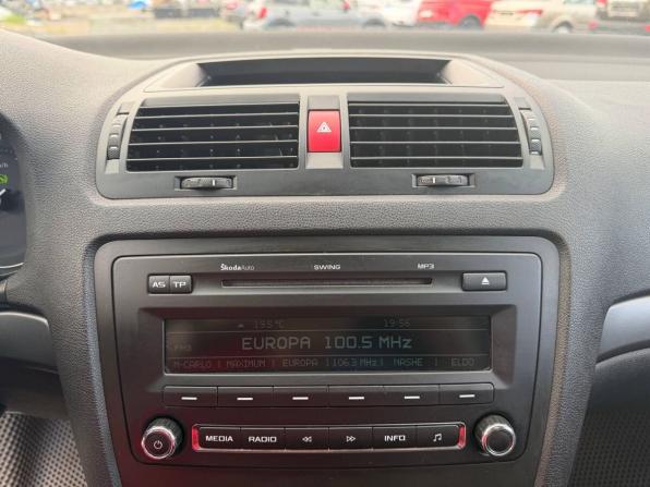 Skoda Octavia II (A5) с пробегом 2008 года, цена 450 000 рублей, 274179 км, лифтбек, Автокод Объявления
