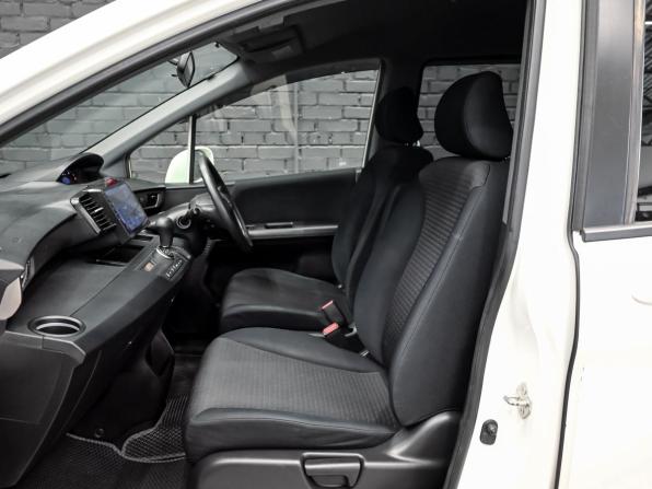Honda Freed I с пробегом 2011 года, цена 1 100 000 рублей, 217011 км, компактвэн, Автокод Объявления