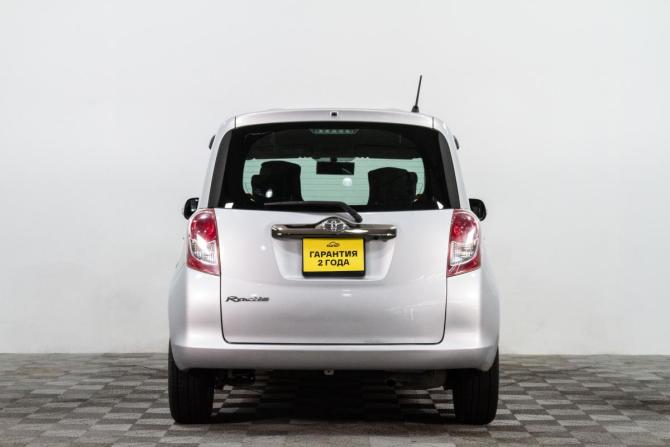 Toyota Ractis I с пробегом 2010 года, цена 829 000 рублей, 117500 км, хэтчбек, Автокод Объявления