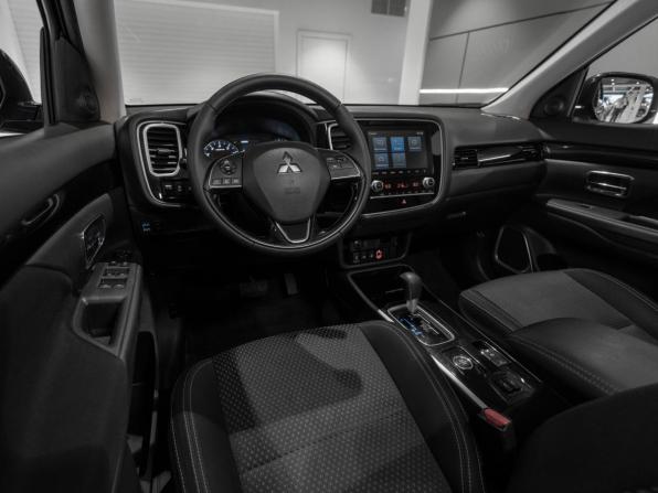 Mitsubishi Outlander III Рестайлинг 3 с пробегом 2020 года, цена 2 445 000 рублей, 85362 км, внедорожник, Автокод Объявления