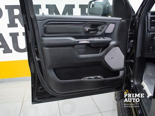 Ram 1500 V Рестайлинг с пробегом 2025 года, цена 9 299 000 рублей, 32 км, offers.body_type.unknown, Автокод Объявления