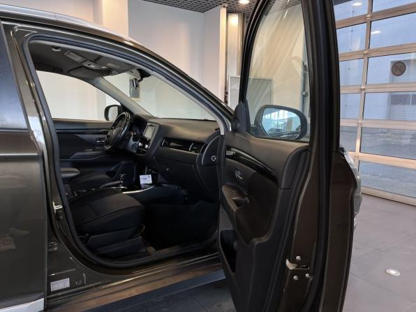 Mitsubishi Outlander III Рестайлинг 3 с пробегом 2020 года, цена 2 050 000 рублей, 167000 км, внедорожник, Автокод Объявления