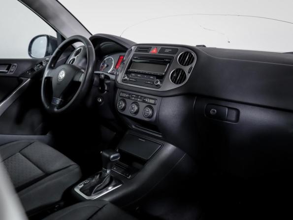 Volkswagen Tiguan I с пробегом 2009 года, цена 670 000 рублей, 252665 км, внедорожник, Автокод Объявления