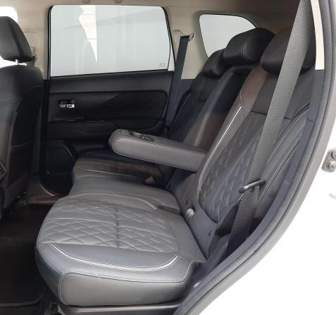 Mitsubishi Outlander III Рестайлинг 3 с пробегом 2022 года, цена 3 230 000 рублей, 31940 км, внедорожник, Автокод Объявления