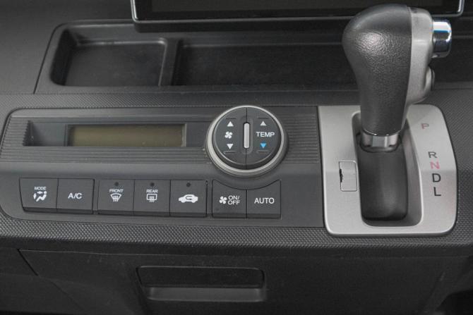 Honda Freed I Рестайлинг с пробегом 2012 года, цена 1 149 000 рублей, 155300 км, компактвэн, Автокод Объявления