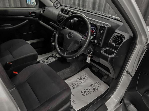 Toyota Probox I Рестайлинг с пробегом 2020 года, цена 1 090 000 рублей, 71000 км, универсал, Автокод Объявления