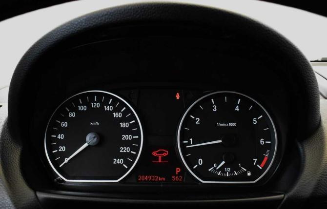 BMW 1 серии I (E81/E82/E87/E88) Рестайлинг с пробегом 2010 года, цена 639 000 рублей, 204932 км, хэтчбек, Автокод Объявления