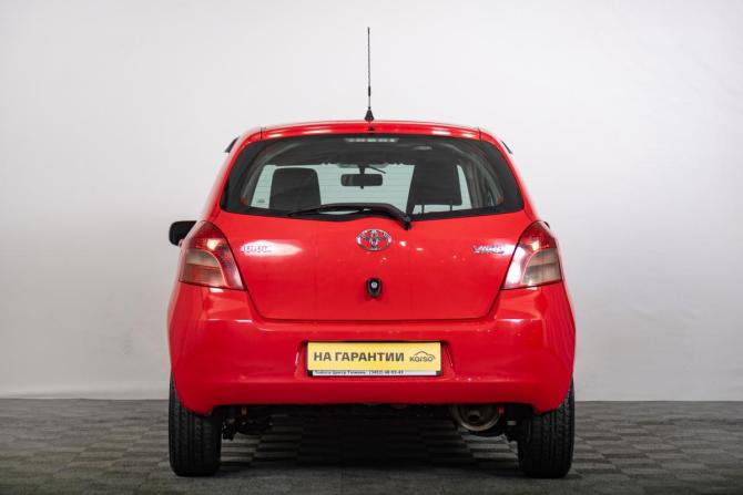 Toyota Yaris II с пробегом 2006 года, цена 579 000 рублей, 170000 км, хэтчбек, Автокод Объявления