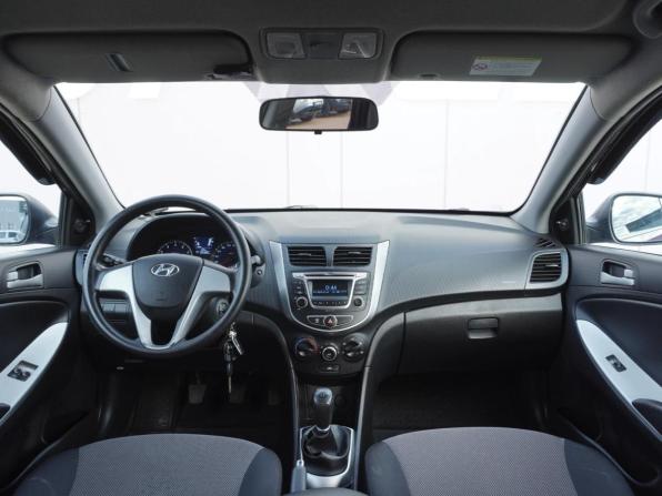 Hyundai Solaris I с пробегом 2013 года, цена 929 000 рублей, 99389 км, хэтчбек, Автокод Объявления
