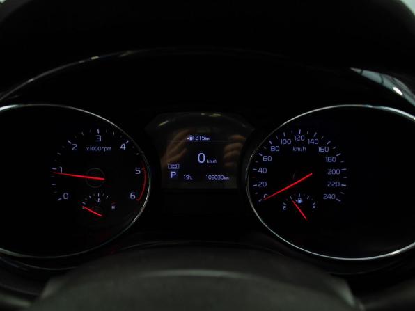 Kia Carnival III с пробегом 2020 года, цена 3 300 000 рублей, 109030 км, минивэн, Автокод Объявления