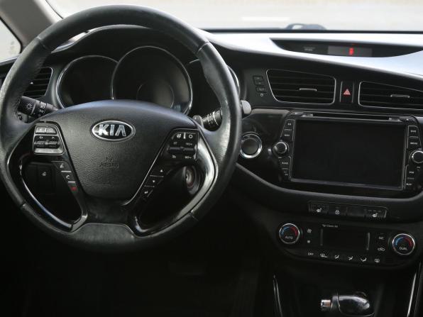 Kia Ceed II с пробегом 2014 года, цена 999 000 рублей, 198070 км, хэтчбек, Автокод Объявления