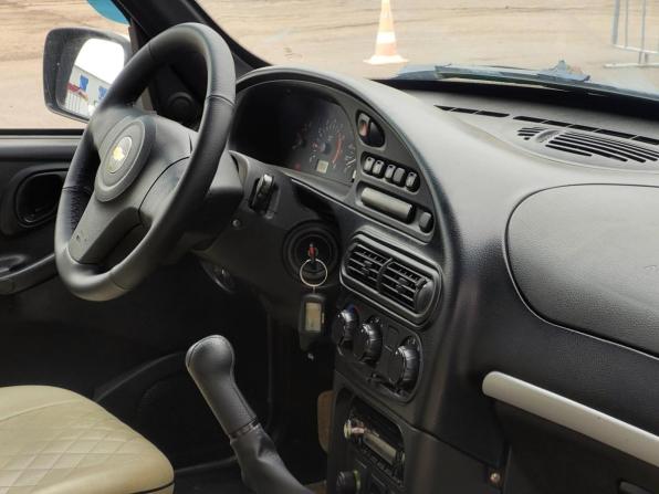 Chevrolet Niva I Рестайлинг с пробегом 2014 года, цена 409 000 рублей, 189446 км, внедорожник, Автокод Объявления