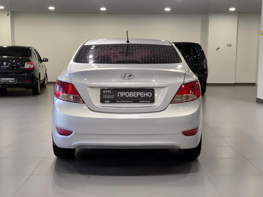 Hyundai Solaris I Казань  - изображение 7