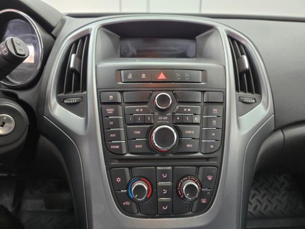 Opel Astra J с пробегом 2012 года, цена 875 000 рублей, 193431 км, универсал, Автокод Объявления