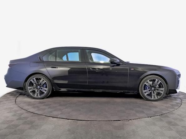 BMW 7 серии VII (G70) с пробегом 2023 года, цена 12 250 000 рублей, 53310 км, седан, Автокод Объявления
