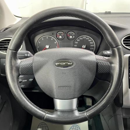 Ford Focus II с пробегом 2006 года, цена 340 000 рублей, 219206 км, хэтчбек, Автокод Объявления