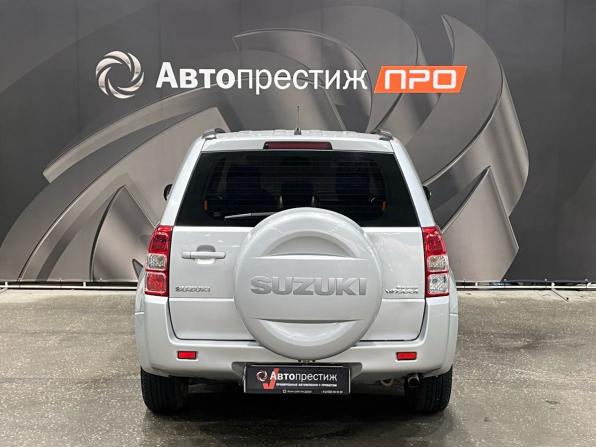 Suzuki Grand Vitara II Рестайлинг с пробегом 2010 года, цена 1 075 000 рублей, 125000 км, внедорожник, Автокод Объявления