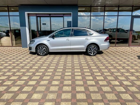 Volkswagen Polo V Рестайлинг с пробегом 2018 года, цена 1 400 000 рублей, 167608 км, седан, Автокод Объявления