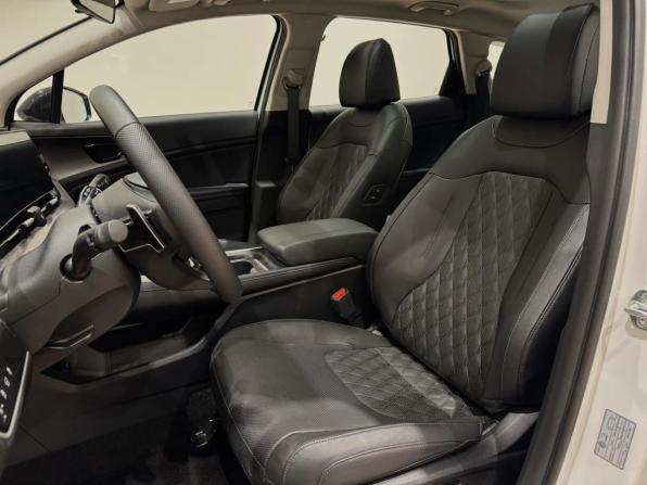 Kia Sportage V с пробегом 2024 года, цена 4 270 000 рублей, 100 км, внедорожник, Автокод Объявления