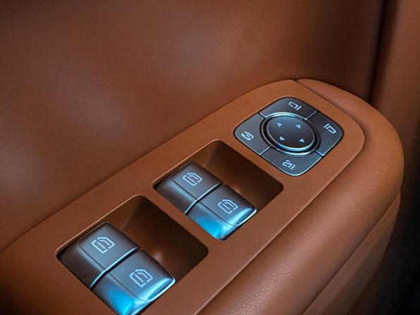 Li Auto (Lixiang) L7 I с пробегом 2023 года, цена 5 300 000 рублей, 76386 км, внедорожник, Автокод Объявления