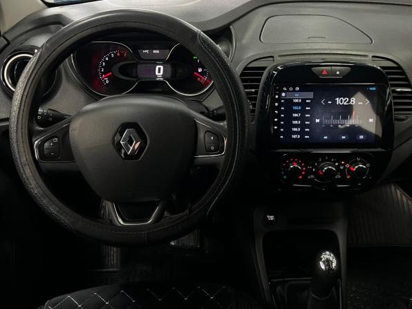 Renault Kaptur I с пробегом 2018 года, цена 1 530 000 рублей, 99289 км, внедорожник, Автокод Объявления
