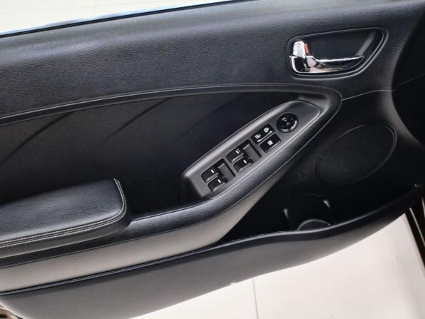 Kia Cerato III с пробегом 2015 года, цена 1 280 000 рублей, 133135 км, седан, Автокод Объявления