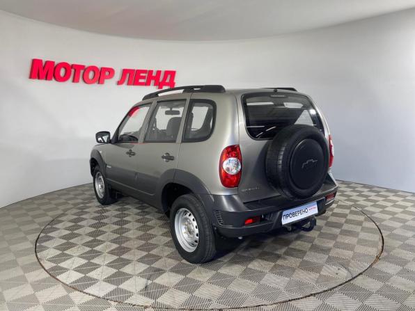 Chevrolet Niva I Рестайлинг с пробегом 2013 года, цена 649 000 рублей, 80162 км, внедорожник, Автокод Объявления