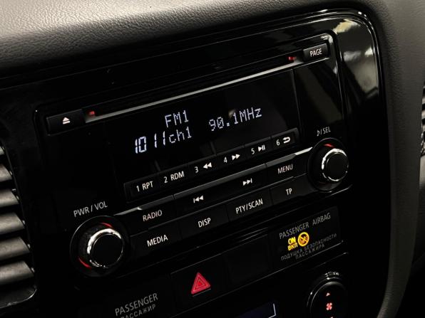 Mitsubishi Outlander III Рестайлинг 2 с пробегом 2015 года, цена 1 380 000 рублей, 200716 км, внедорожник, Автокод Объявления