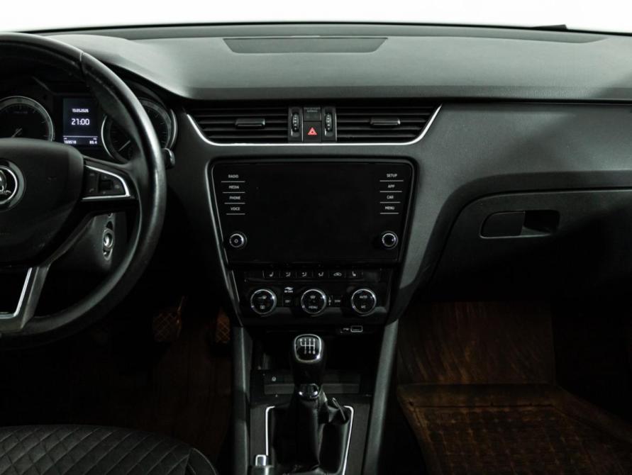 Skoda Octavia III (A7) Рестайлинг Санкт-Петербург  - изображение 14