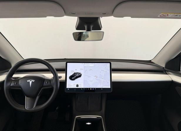 Tesla Model Y I с пробегом 2021 года, цена 4 000 000 рублей, 129450 км, внедорожник, Автокод Объявления