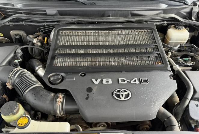 Toyota Land Cruiser 200 Series с пробегом 2011 года, цена 3 200 000 рублей, 160222 км, внедорожник, Автокод Объявления