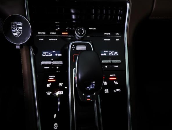 Porsche Panamera II с пробегом 2018 года, цена 8 613 000 рублей, 60298 км, лифтбек, Автокод Объявления