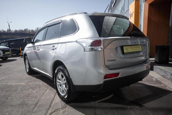 Mitsubishi Outlander III с пробегом 2013 года, цена 1 297 000 рублей, 274000 км, внедорожник, Автокод Объявления