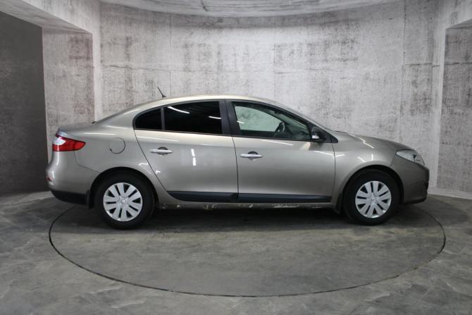 Renault Fluence I с пробегом 2011 года, цена 515 000 рублей, 270890 км, седан, Автокод Объявления