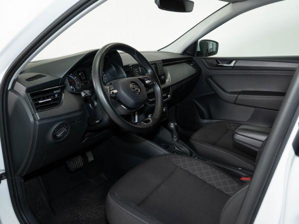 Skoda Rapid II с пробегом 2022 года, цена 1 760 000 рублей, 58379 км, лифтбек, Автокод Объявления