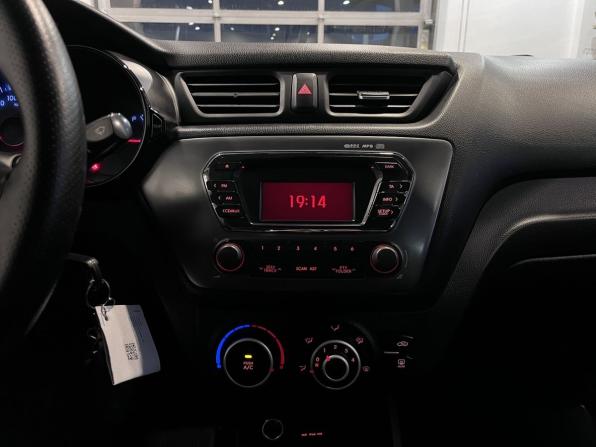 Kia Rio III с пробегом 2012 года, цена 967 000 рублей, 101241 км, седан, Автокод Объявления