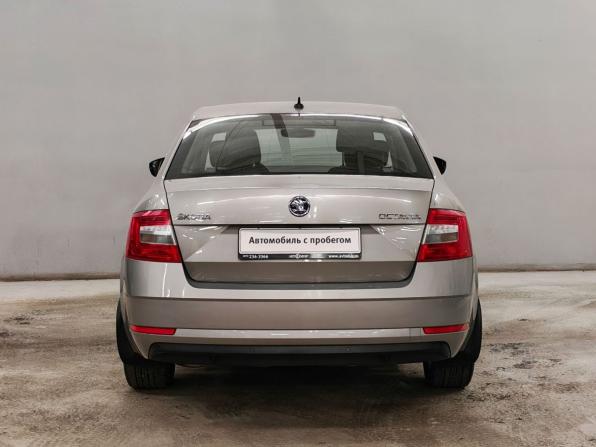 Skoda Octavia III (A7) Рестайлинг с пробегом 2018 года, цена 1 600 000 рублей, 191090 км, лифтбек, Автокод Объявления
