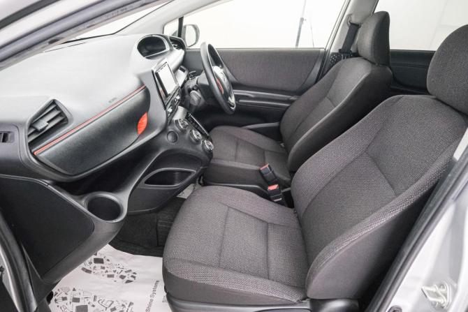 Toyota Sienta II Рестайлинг с пробегом 2019 года, цена 1 329 000 рублей, 109605 км, компактвэн, Автокод Объявления