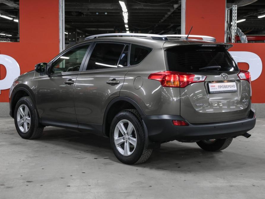 Toyota RAV4 IV (XA40) Москва  - изображение 8