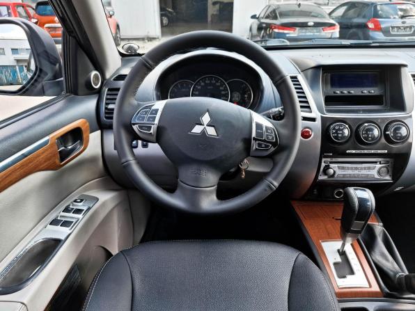 Mitsubishi Pajero Sport II с пробегом 2008 года, цена 1 263 000 рублей, 312357 км, внедорожник, Автокод Объявления