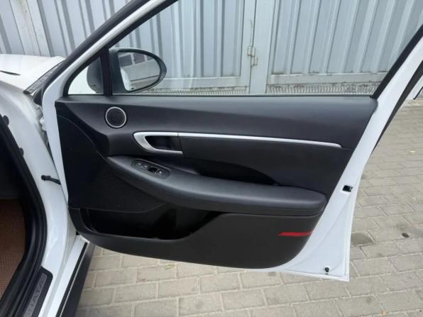 Hyundai Sonata VIII (DN8) с пробегом 2019 года, цена 1 889 000 рублей, 176503 км, седан, Автокод Объявления