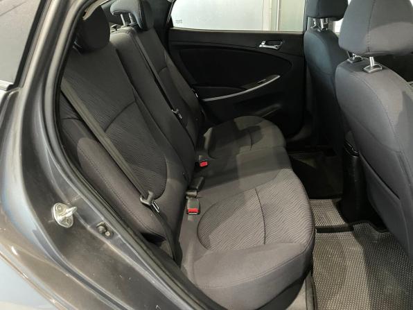 Hyundai Solaris I с пробегом 2014 года, цена 715 000 рублей, 200628 км, хэтчбек, Автокод Объявления
