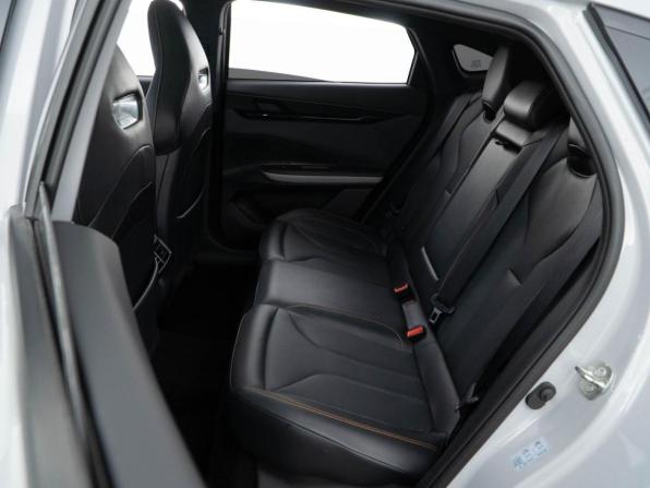 Changan UNI-V I с пробегом 2023 года, цена 2 499 077 рублей, 41243 км, лифтбек, Автокод Объявления