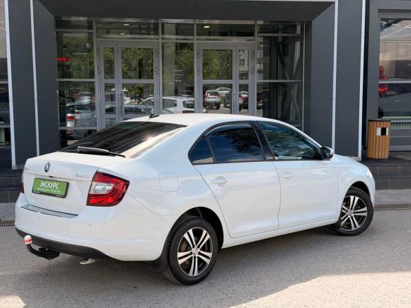 Skoda Rapid I Рестайлинг с пробегом 2019 года, цена 1 259 000 рублей, 101000 км, лифтбек, Автокод Объявления