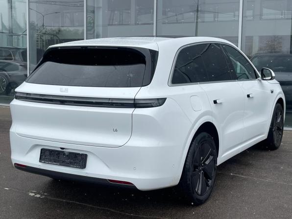 Li Auto (Lixiang) L6 с пробегом 2024 года, цена 5 100 000 рублей, 54000 км, внедорожник, Автокод Объявления